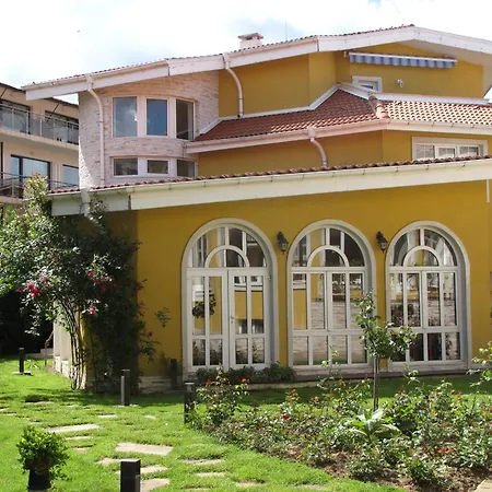 Blue Orange מלון 4*