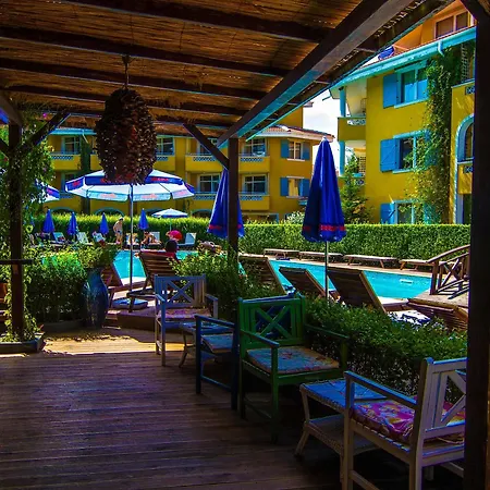 ホテル Blue Orange 4*